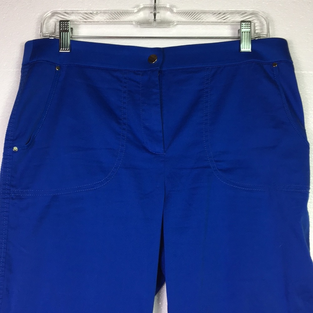 Chicos Pants womens Blue crop stretch band zip up Cargo Pockets Size 8 (1) Cuffs - Picture 2 of 12